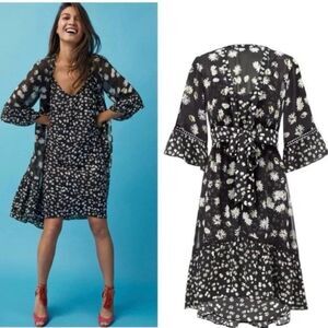 CAbi Daisy Print 2 Piece Dress/Topper/Duster Black & White M Limited-Edition